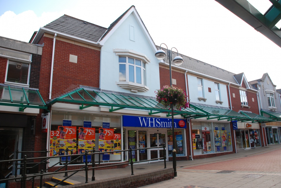 5 WH Smiths